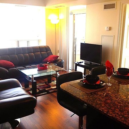Royal Stays Furnished Apartments - Square One Mississauga Zimmer foto