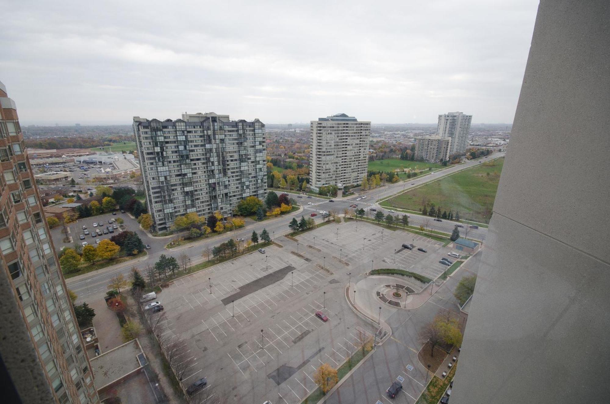Royal Stays Furnished Apartments - Square One Mississauga Zimmer foto